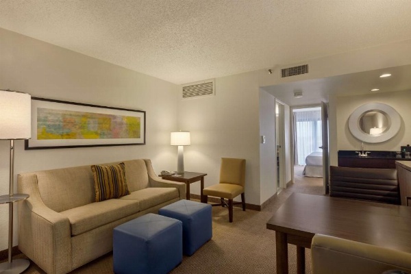 Embassy Suites By Hilton Hotel Baton Rouge image 18