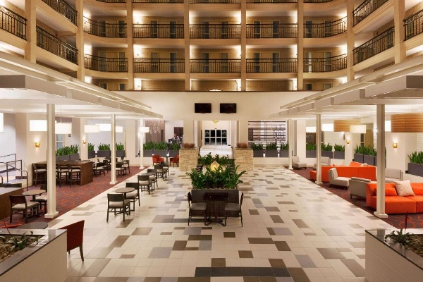 Embassy Suites By Hilton Hotel Baton Rouge image 6