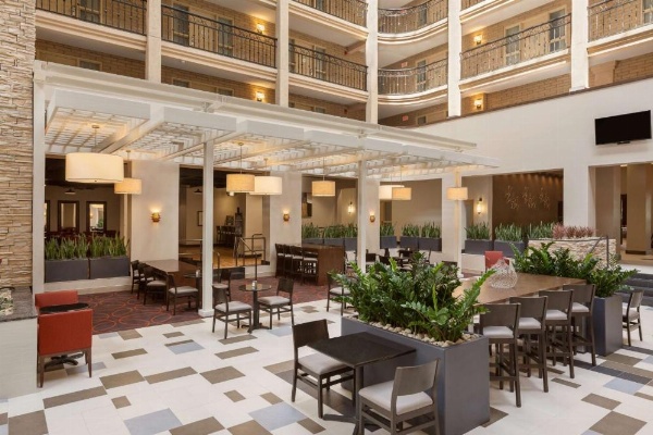 Embassy Suites By Hilton Hotel Baton Rouge image 8